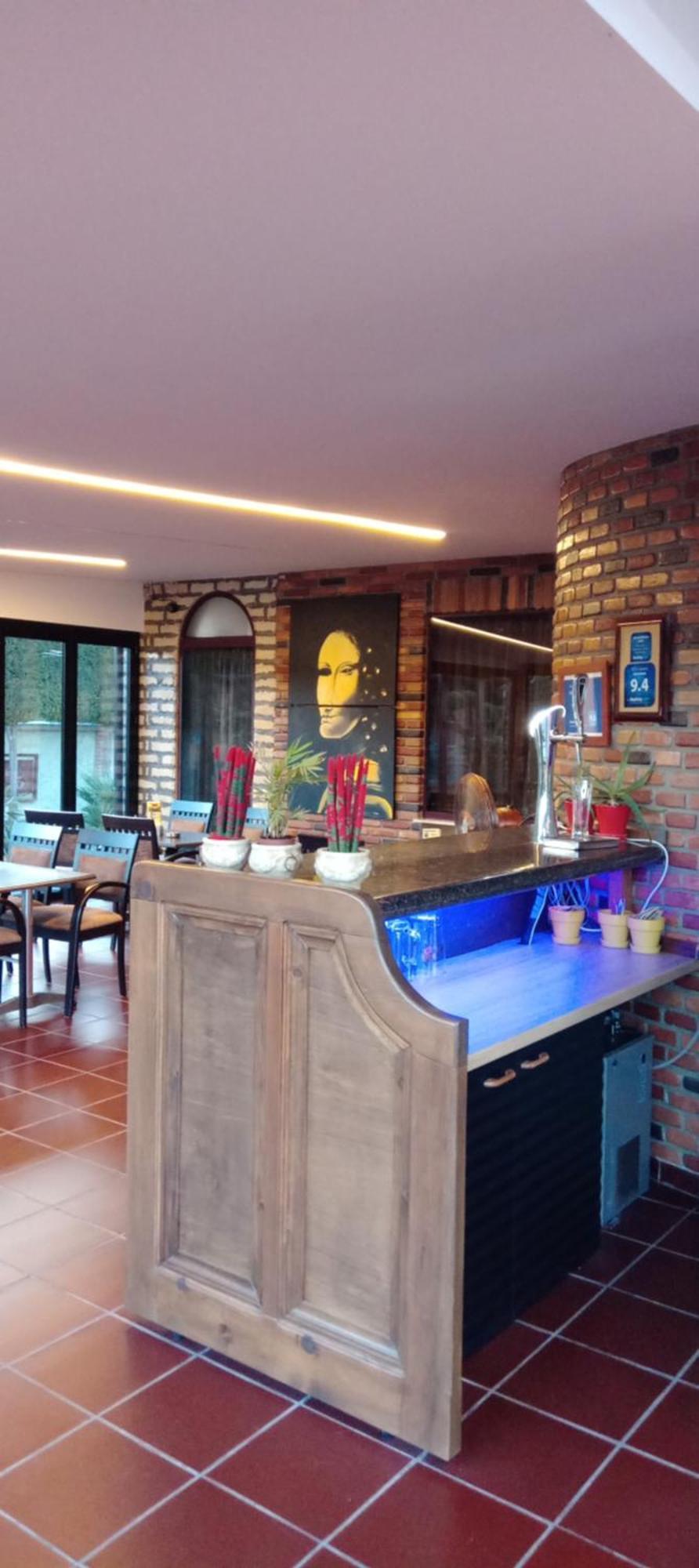 Drini Hotel 3*