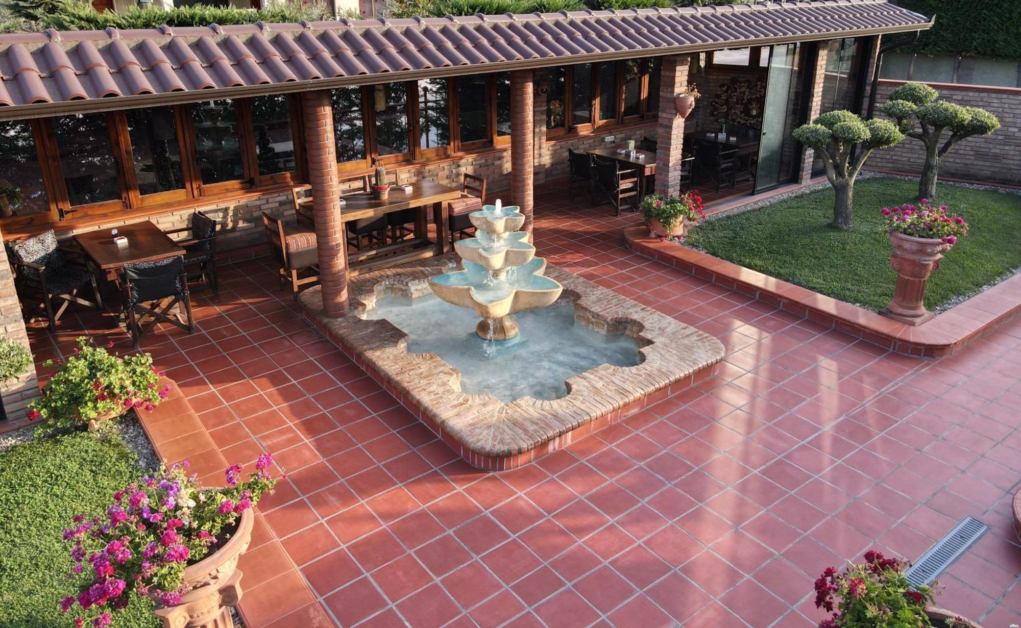 Hotel Drini